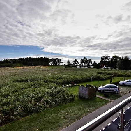 Appartamento F-1084 Ruegenreif Fewo 03 Meerblick, Balkon *